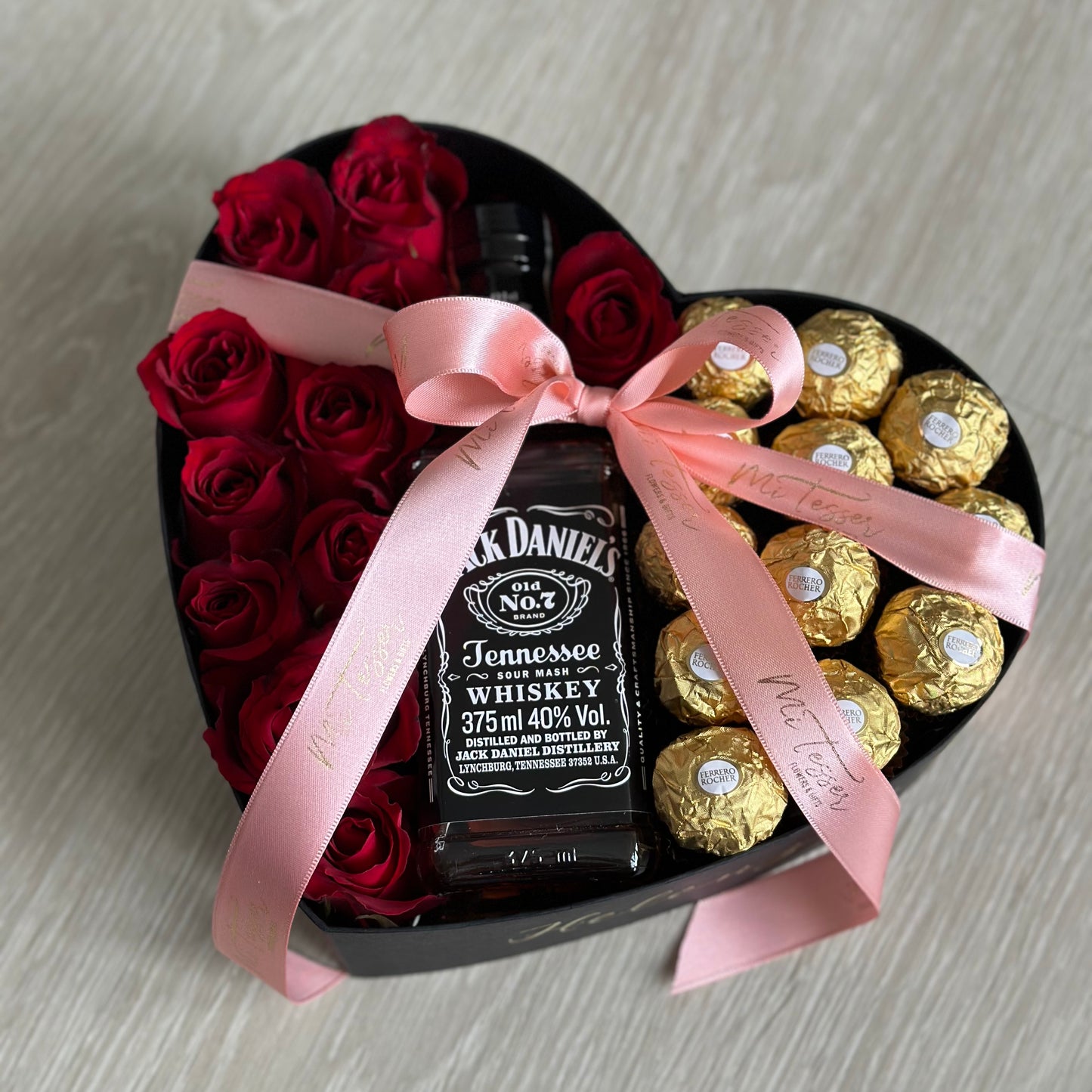 Caixa Coração Rosas, Jack & Ferrero