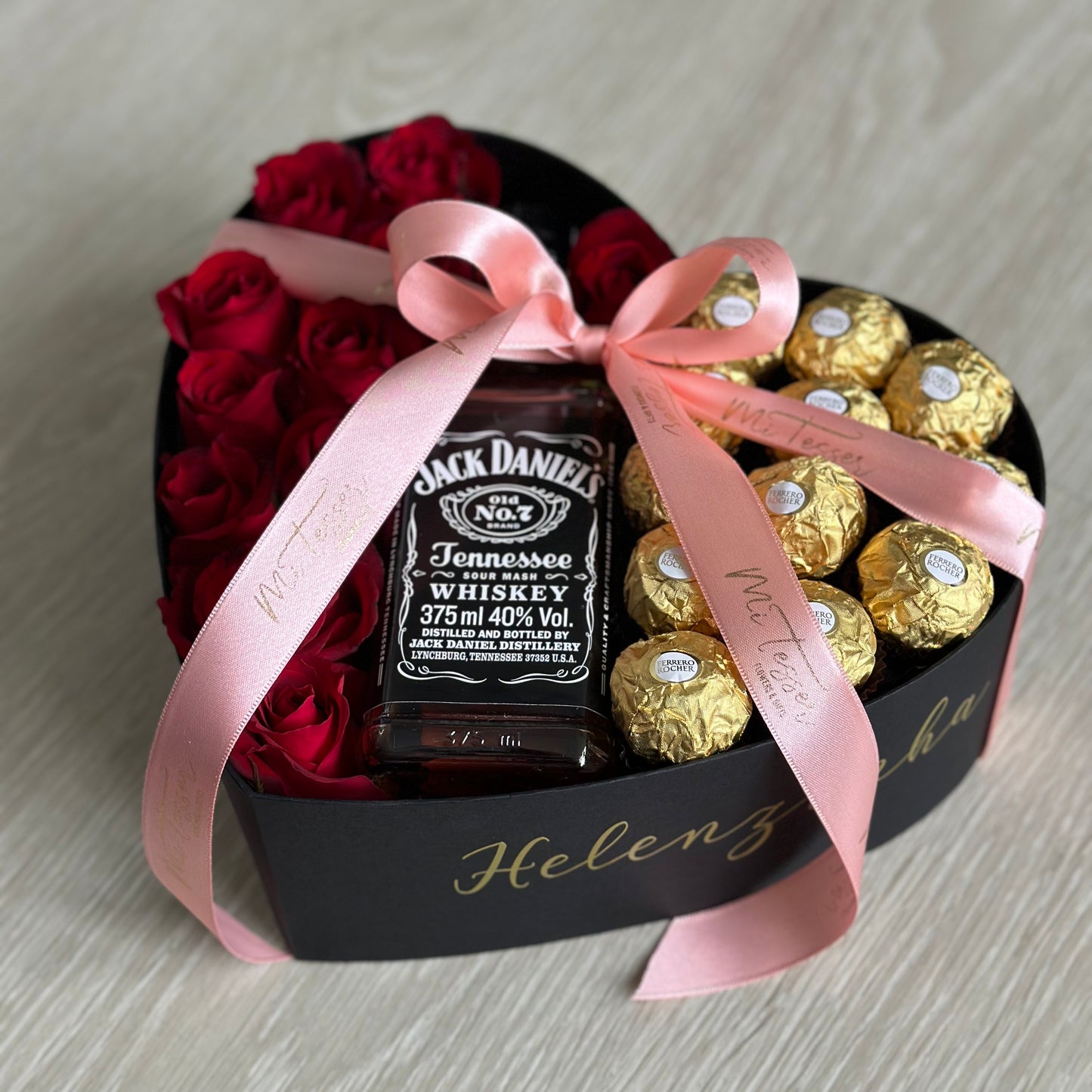 Caixa Coração Rosas, Jack & Ferrero